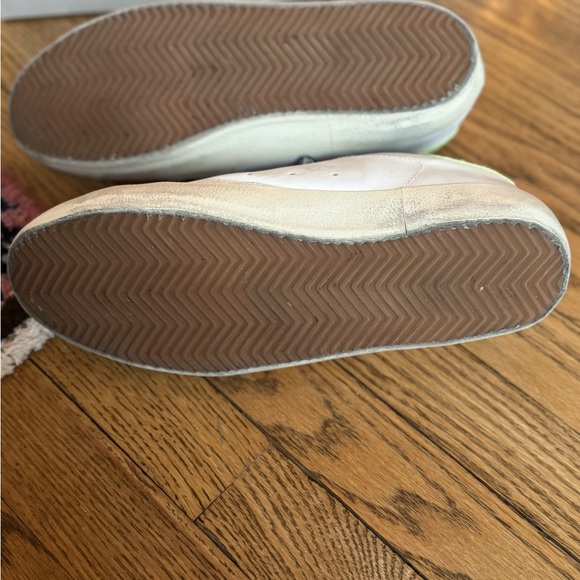 ✨Golden Goose Superstar Sneakers
• Size: EU 42 (mens 9/women’s 11) - Picture 6 of 8